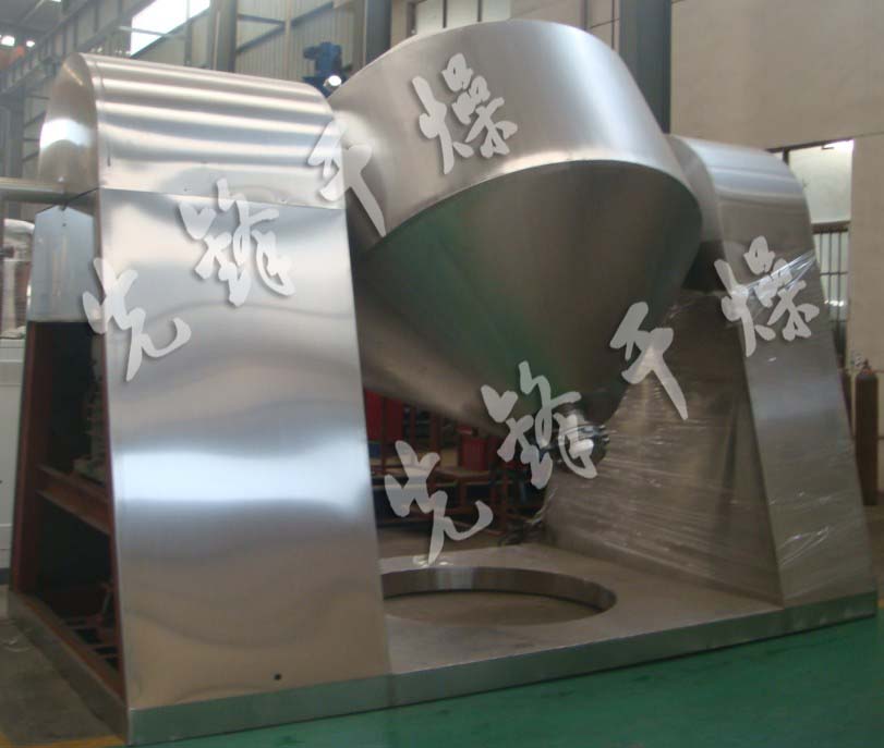 鉻酐專(zhuān)用雙錐回轉(zhuǎn)真空干燥機(jī)發(fā)貨照片